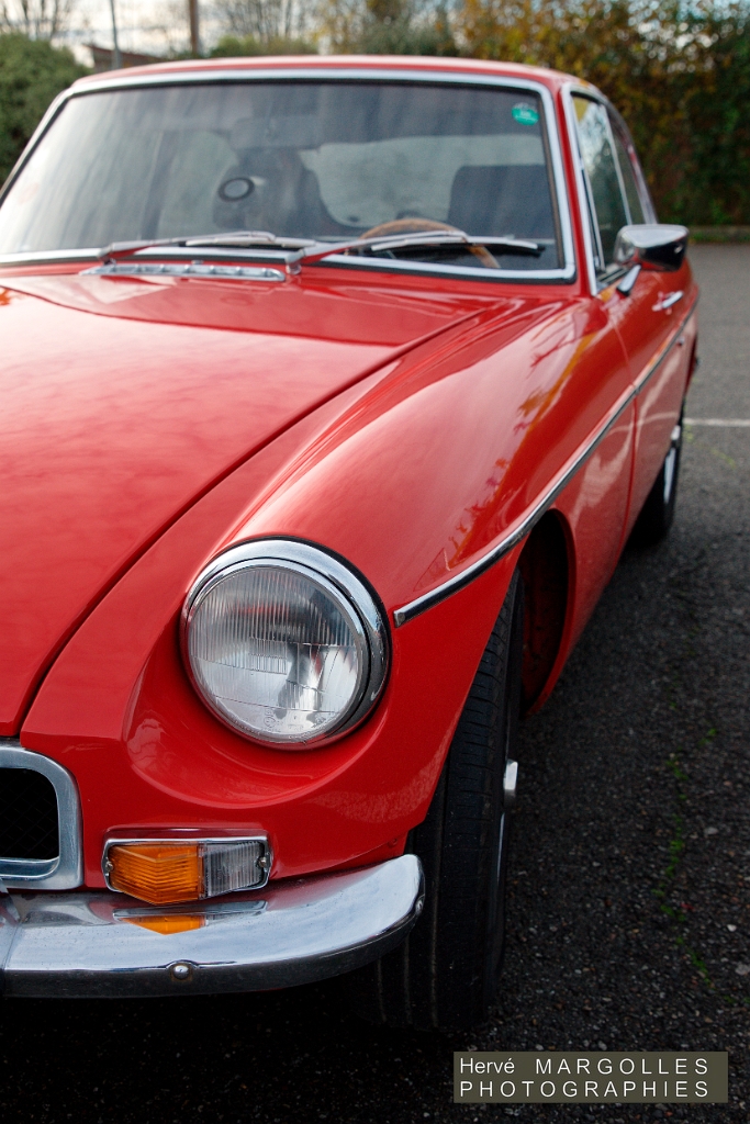 MG B GT-01.jpg